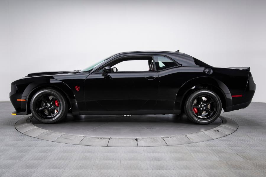  Dodge Challenger SRT Demon (LC, 0945 of 3300) 2018 года  (фото 8 из 109)